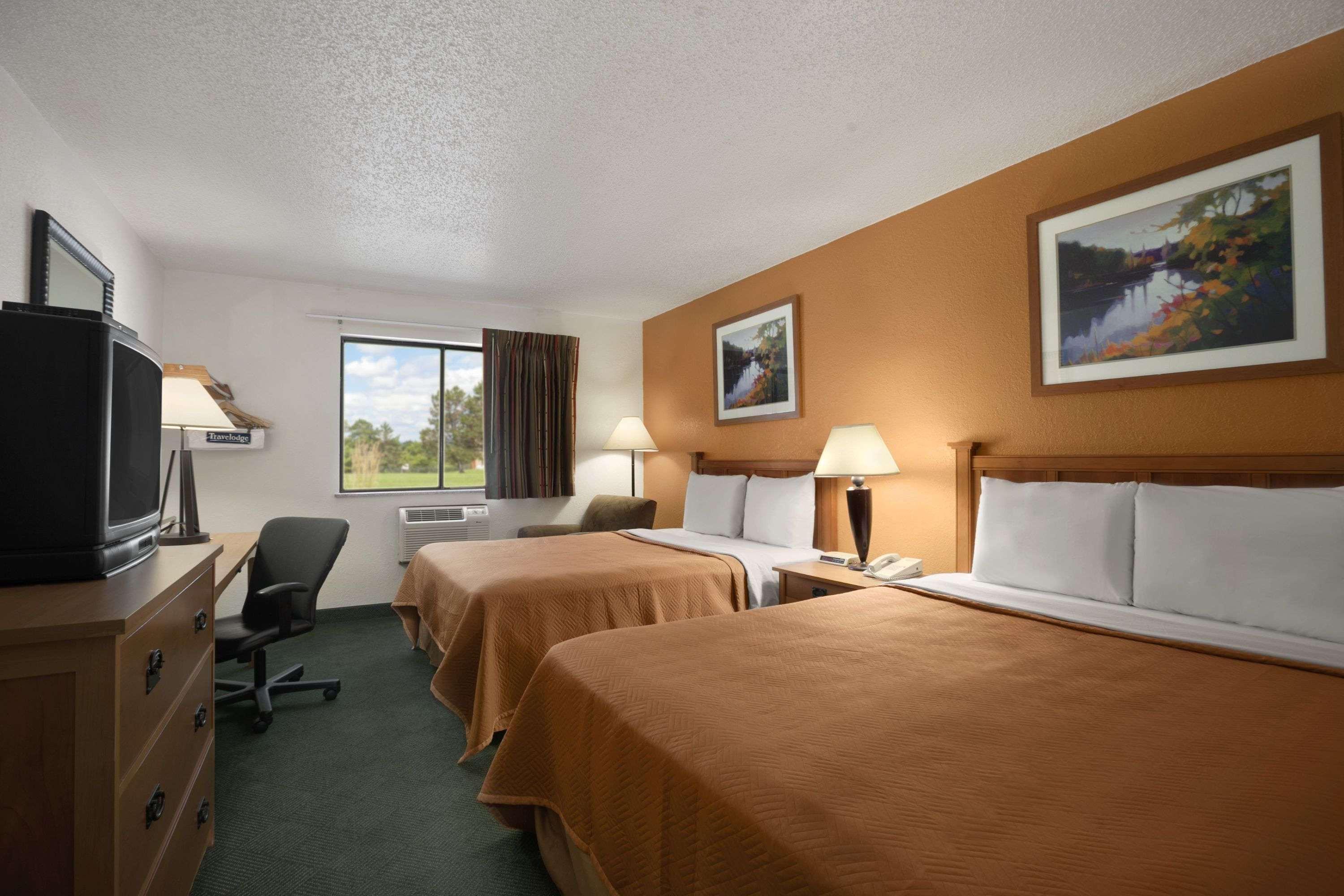 Travelodge By Wyndham Muskegon Exterior foto